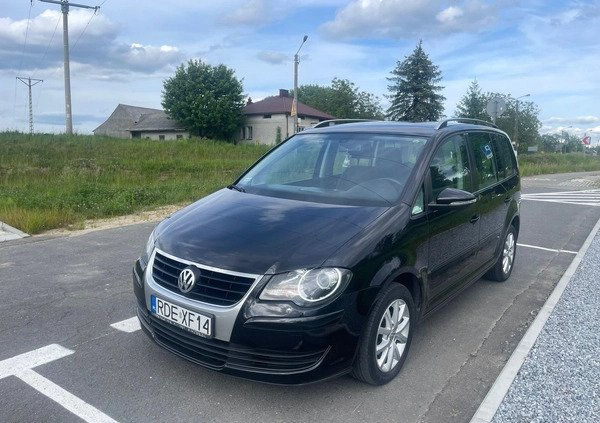 Volkswagen Touran cena 24000 przebieg: 287000, rok produkcji 2010 z Września małe 379